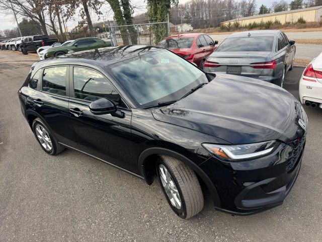 2023 Honda HR-V LX Image 4 of 58