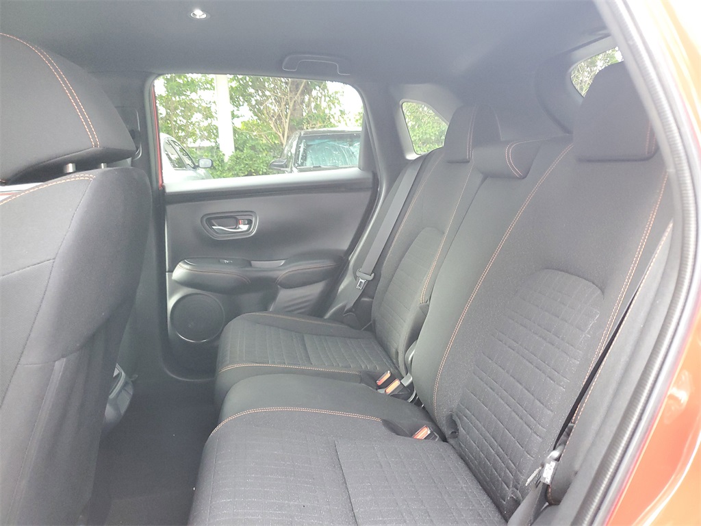 Vehicle image 12 of 29