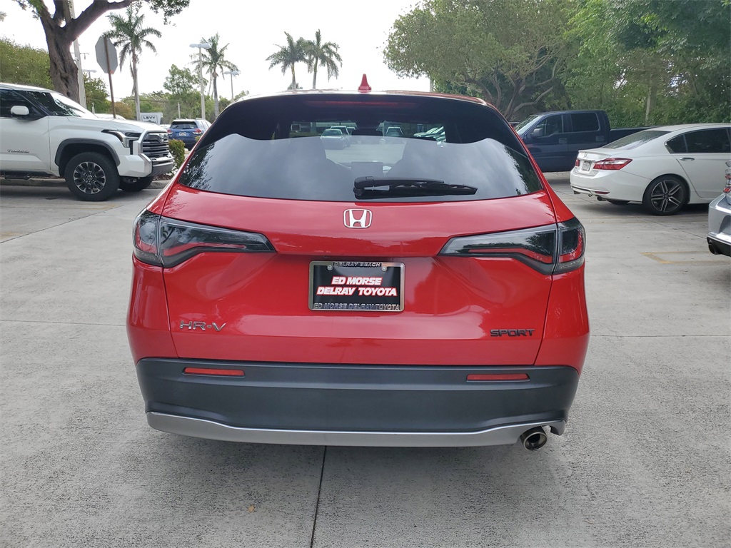 Vehicle image 4 of 29