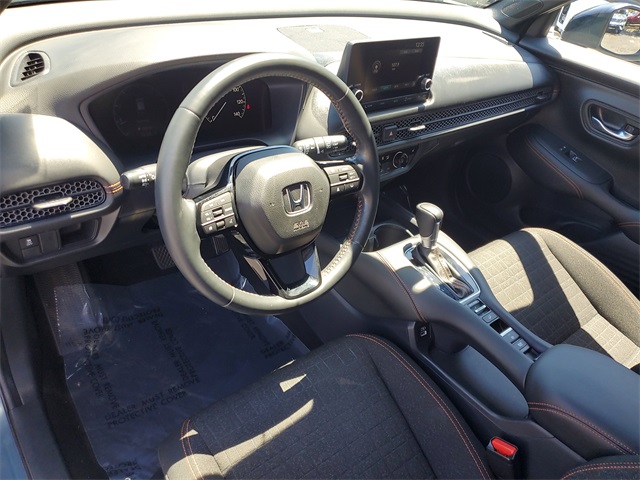 Vehicle image 16 of 30