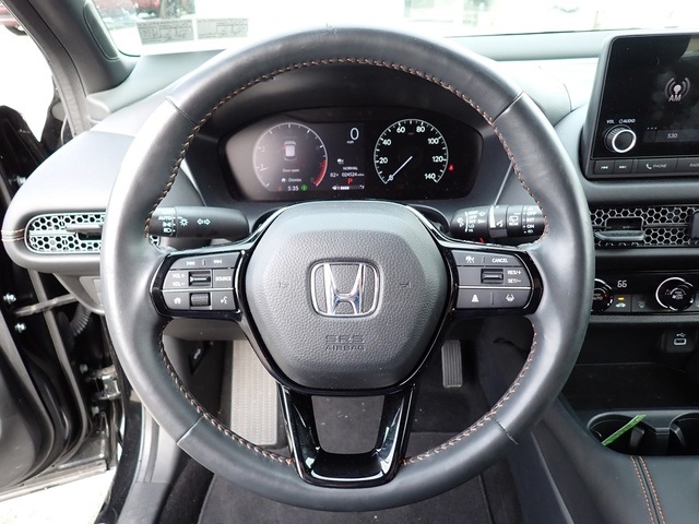 Vehicle image 20 of 26