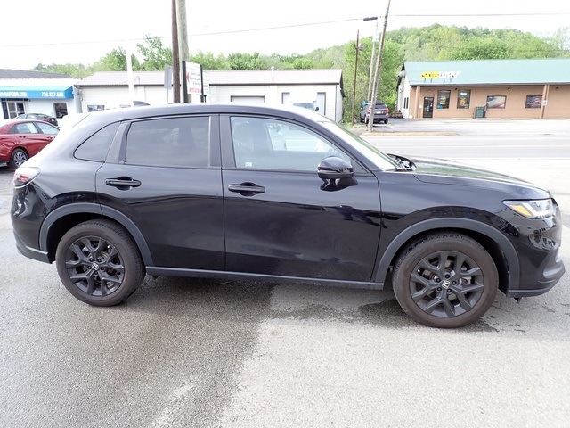 Vehicle image 8 of 26