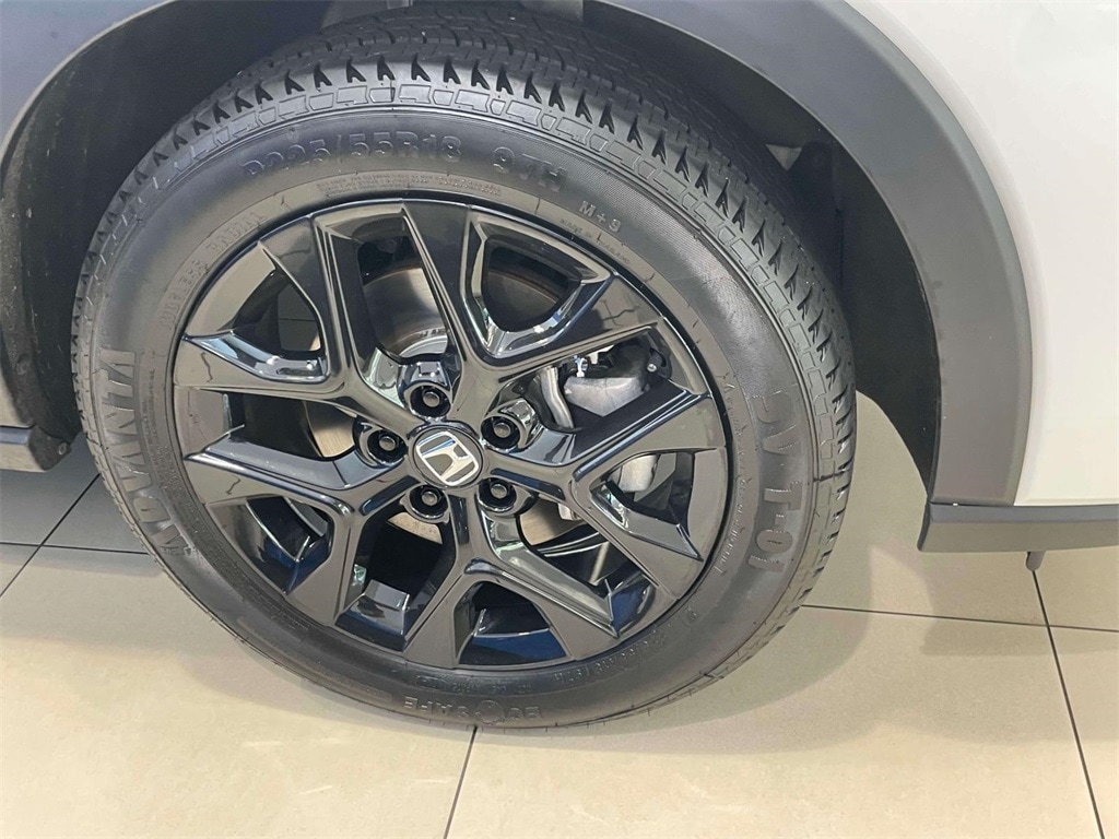 Vehicle image 6 of 30