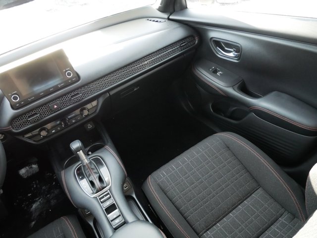 2023 Honda HR-V Sport Image 25 of 32