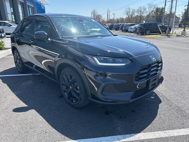 Vehicle image 8 of 12