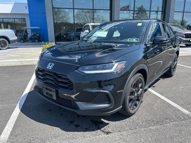Vehicle image 7 of 12