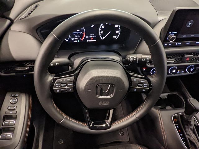 Vehicle image 14 of 26