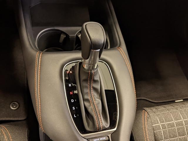 Vehicle image 18 of 26