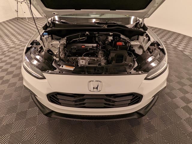 Vehicle image 25 of 26
