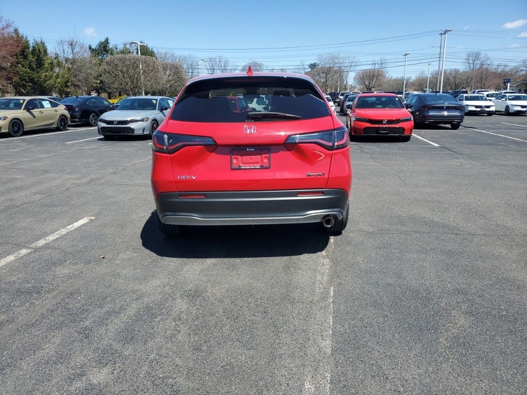 Vehicle image 4 of 24