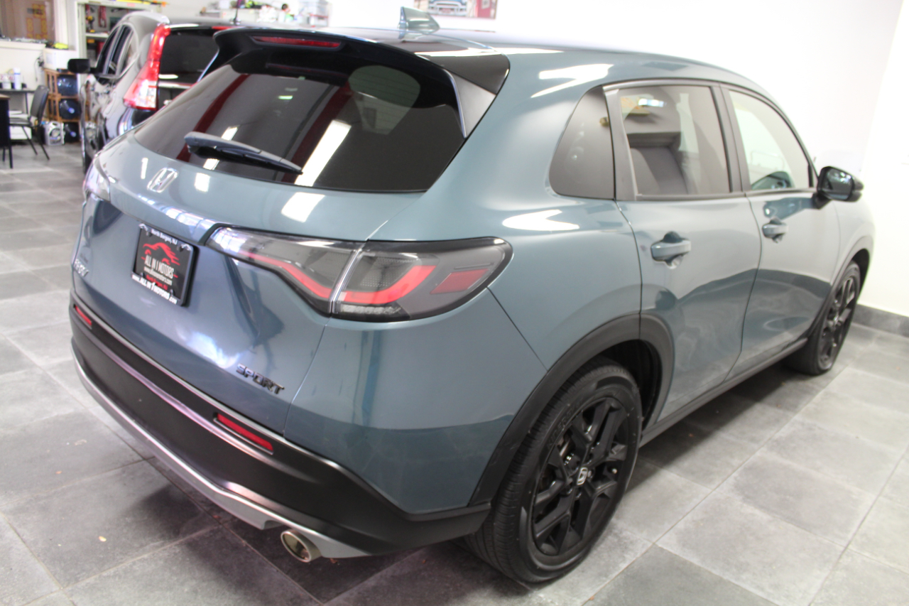 2023 Honda HR-V Sport Image 4 of 35