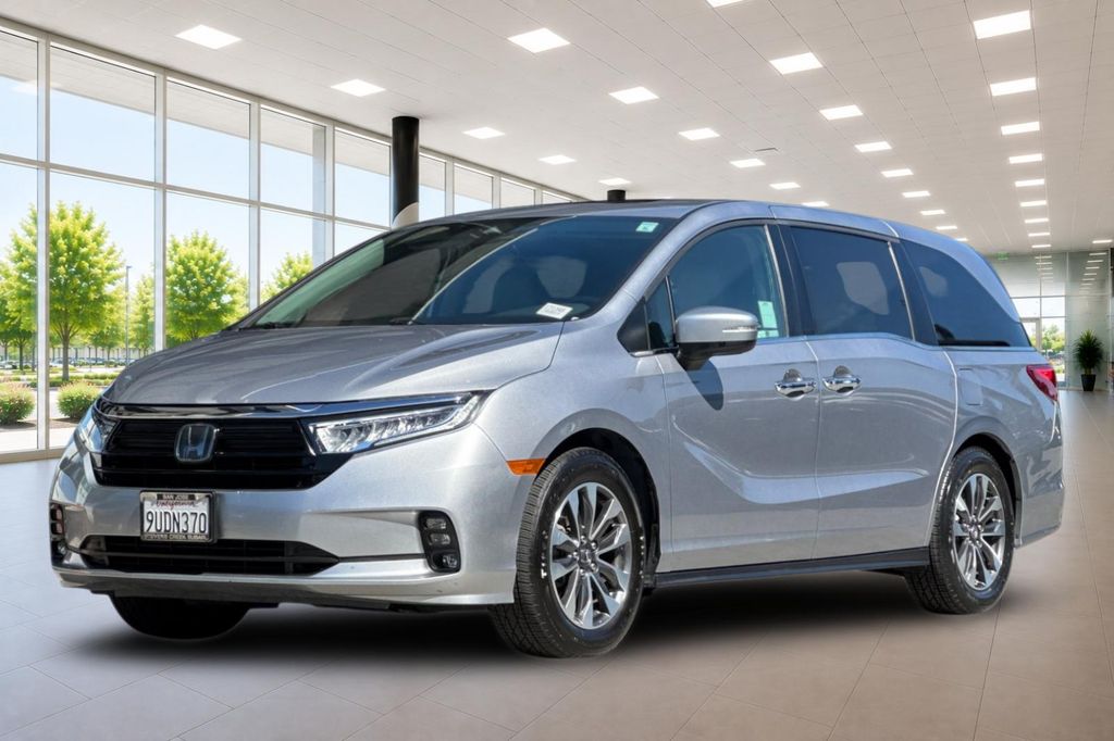 2023 Honda Odyssey EX-L Image 1 of 27