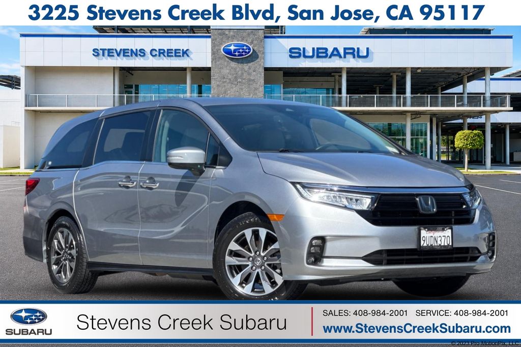 2023 Honda Odyssey EX-L Image 3 of 27