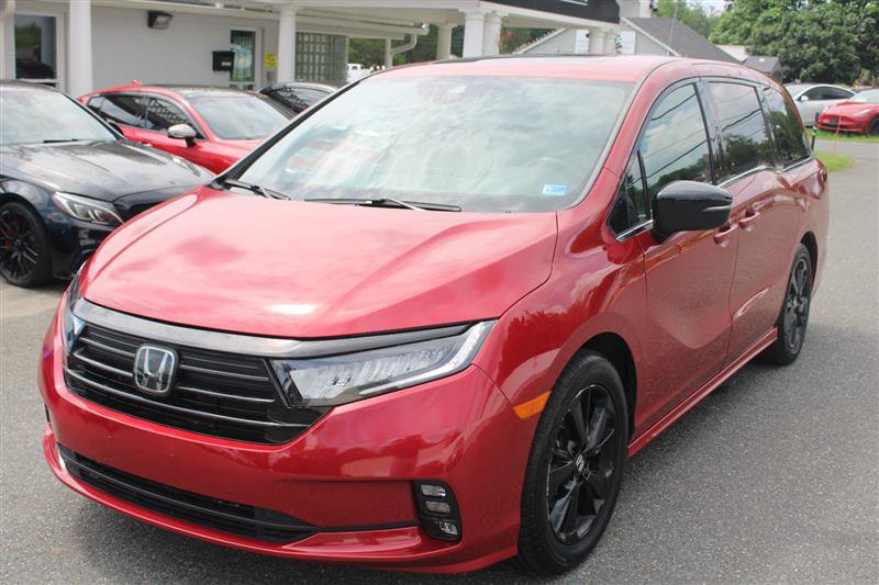 2023 Honda Odyssey Sport Image 1 of 21