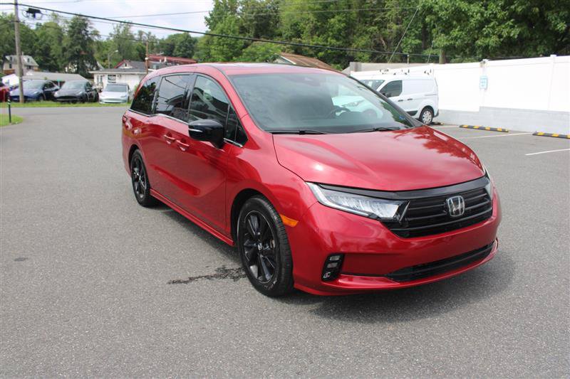 2023 Honda Odyssey Sport Image 3 of 21