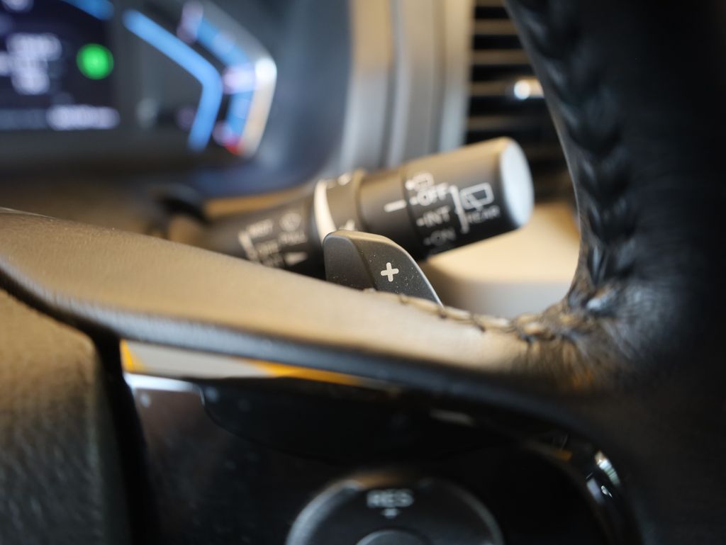 Vehicle image 51 of 54