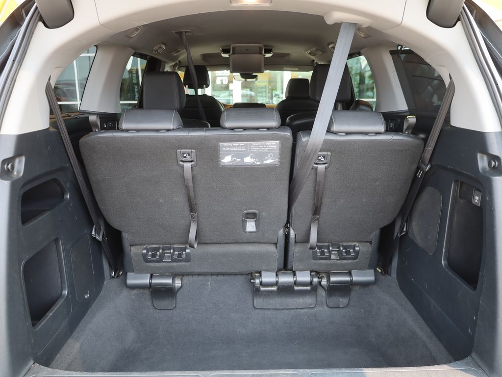 Vehicle image 27 of 54