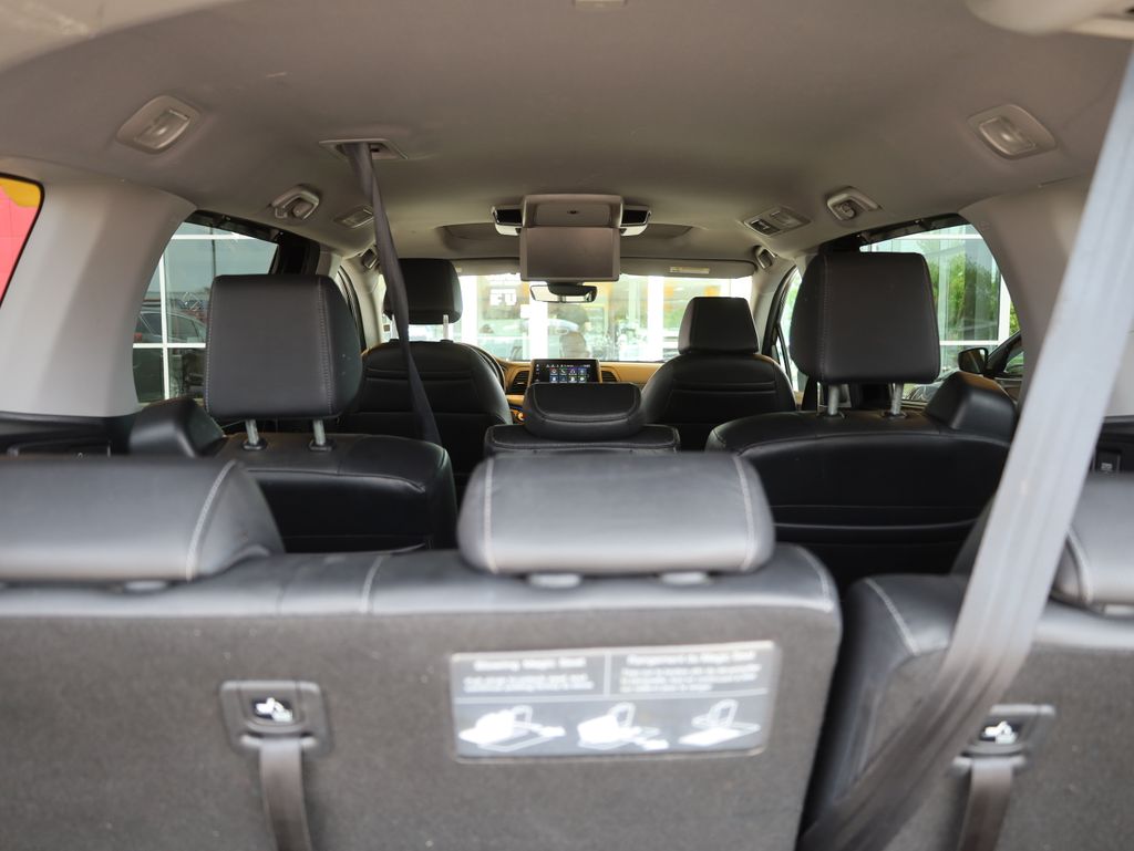 Vehicle image 29 of 54