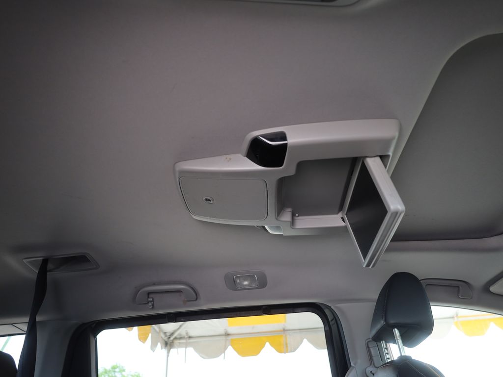 Vehicle image 23 of 54