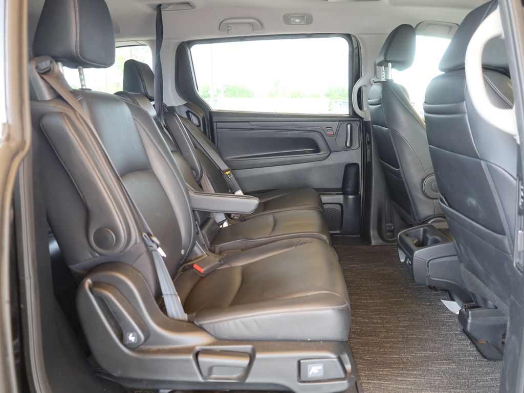 Vehicle image 15 of 54