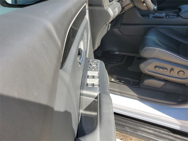 2023 Honda Pilot Elite Image 24 of 26