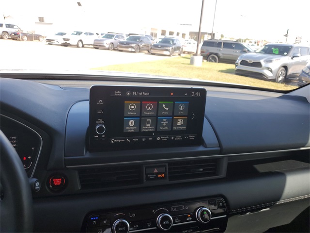 2023 Honda Pilot Elite Image 18 of 26