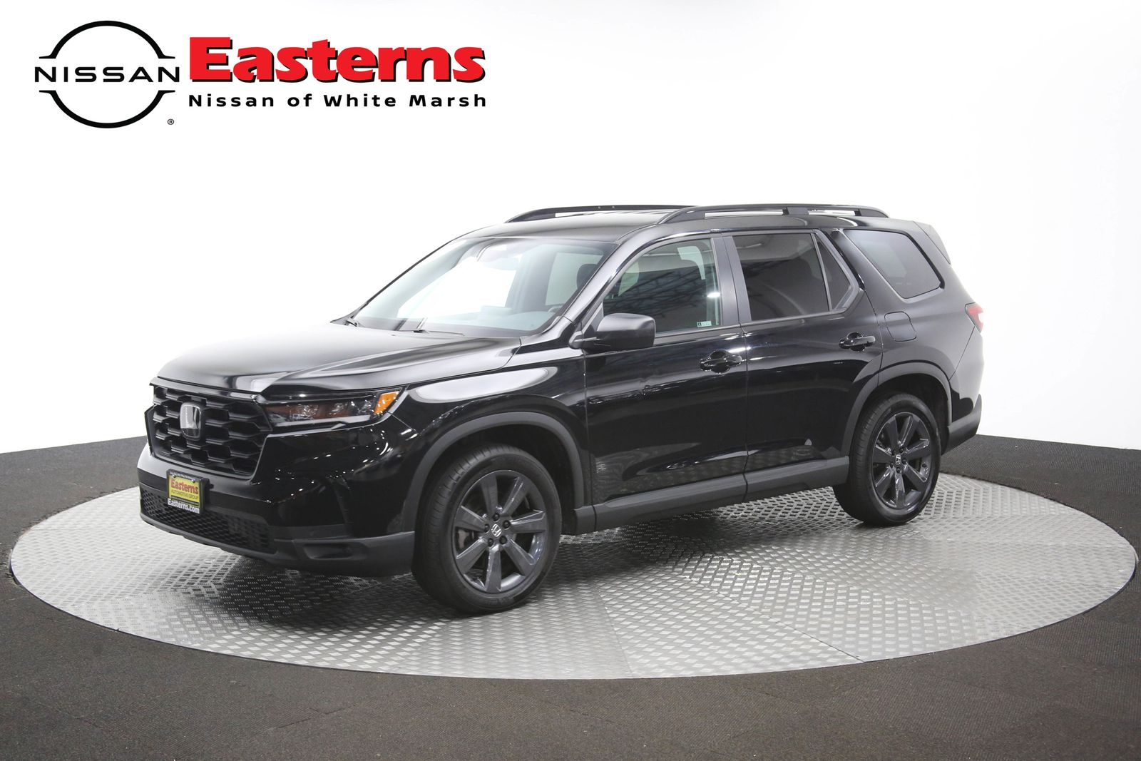 2023 Honda Pilot Sport Image 1 of 64