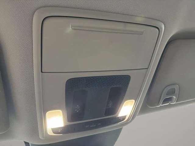 2023 Honda Pilot Touring Image 27 of 34