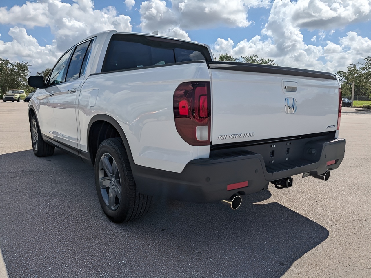 Vehicle image 42 of 44