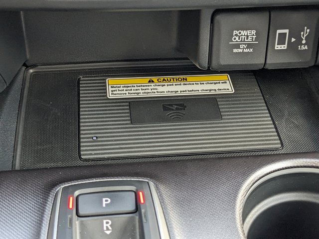 Vehicle image 36 of 44