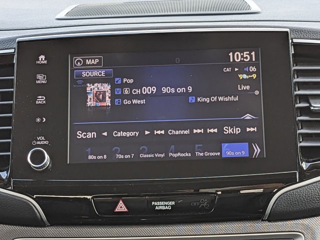 Vehicle image 22 of 44