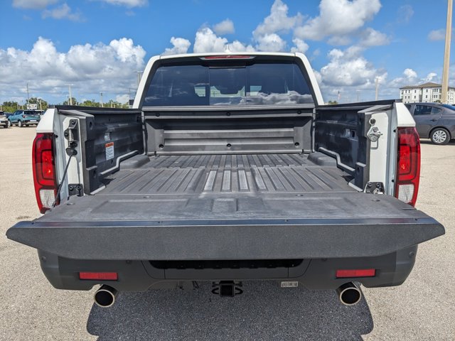 Vehicle image 12 of 44