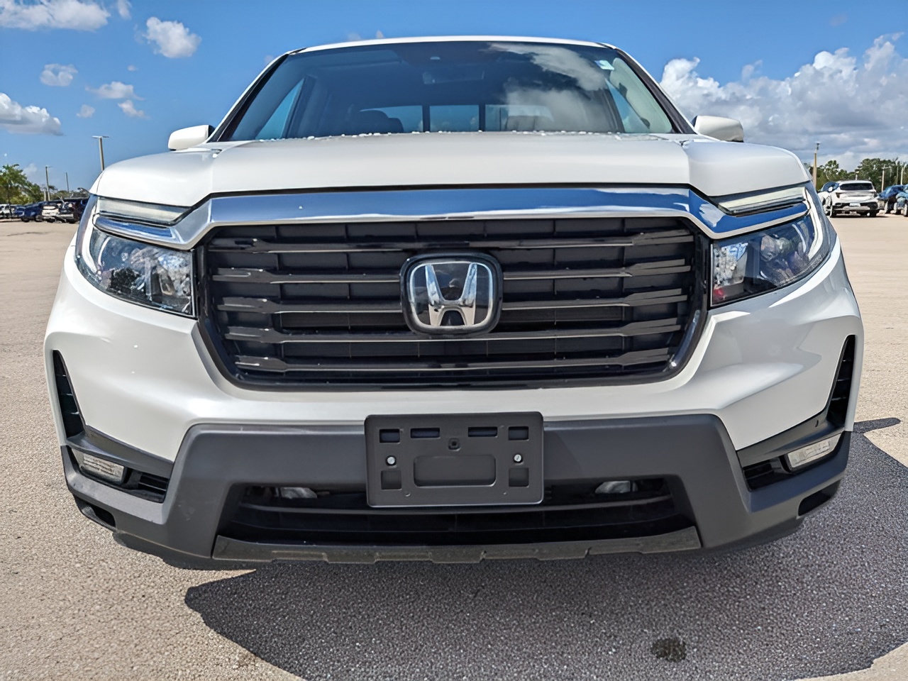 Vehicle image 39 of 44