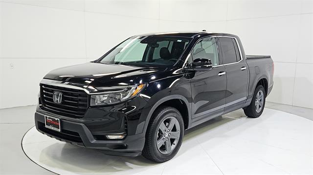 2023 Honda Ridgeline RTL-E Image 1 of 40