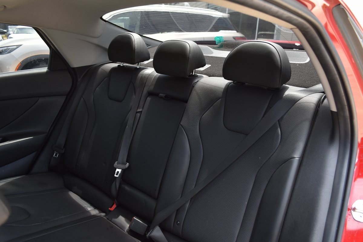 Vehicle image 12 of 36