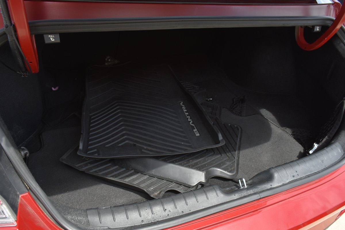 Vehicle image 10 of 36