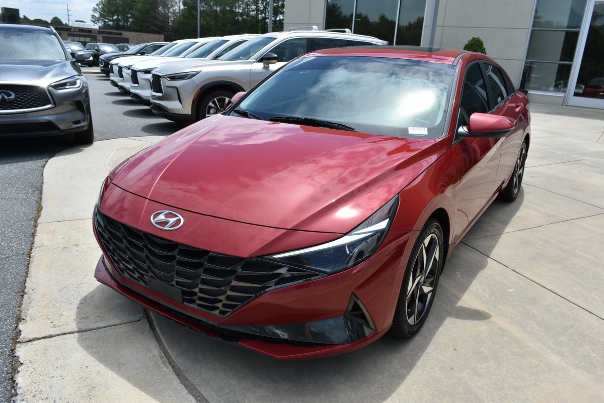 Vehicle image 3 of 36