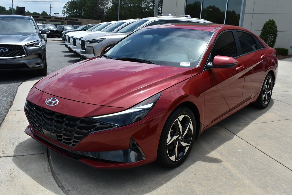 Vehicle image 2 of 36