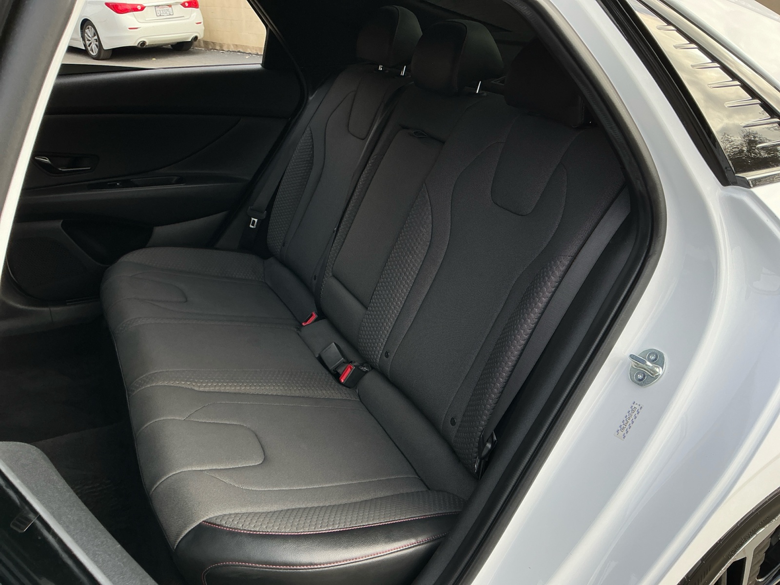 2023 Hyundai Elantra N Line Image 17 of 28