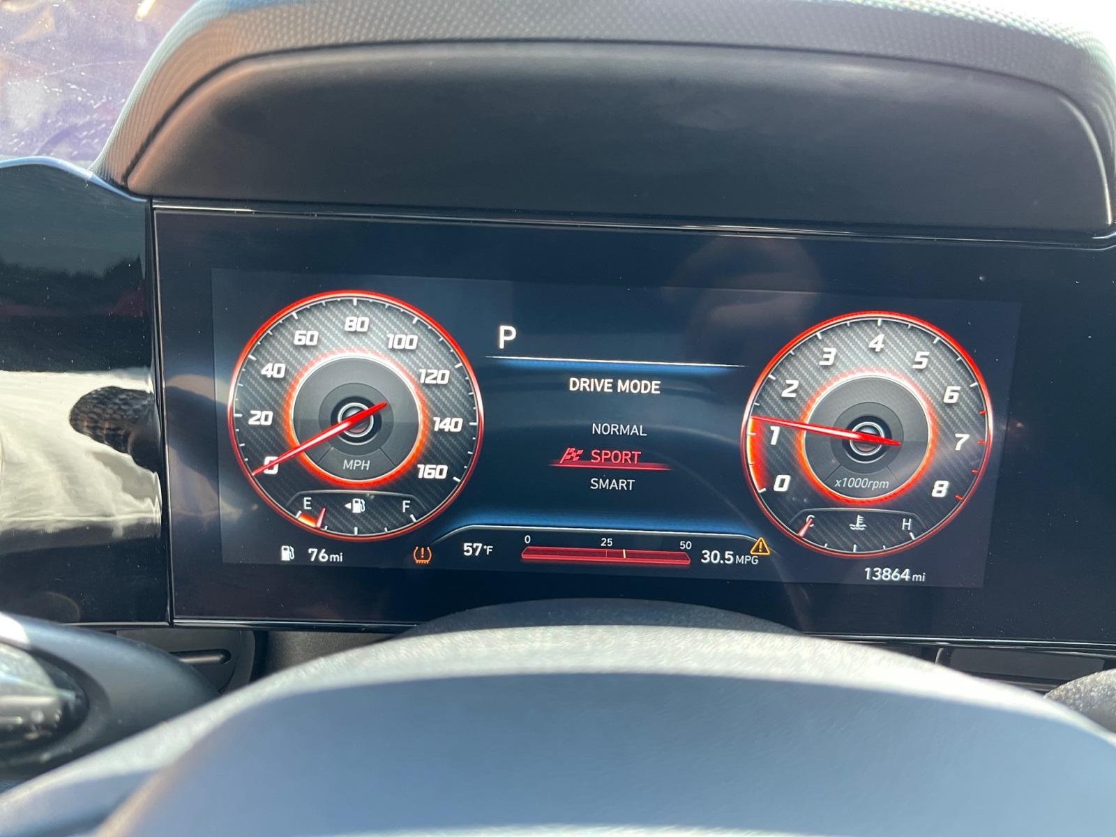 Vehicle image 25 of 40