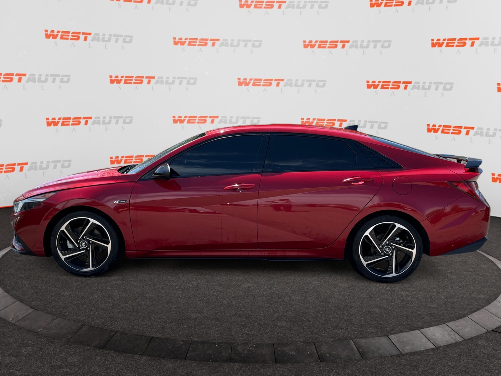 Vehicle image 9 of 40