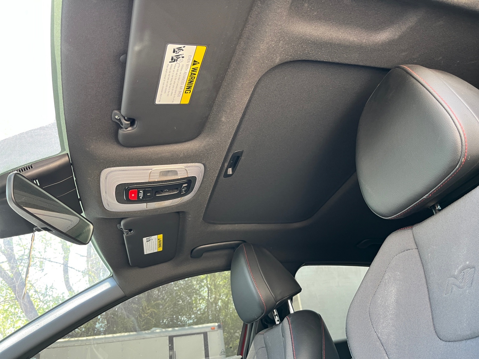 Vehicle image 22 of 40