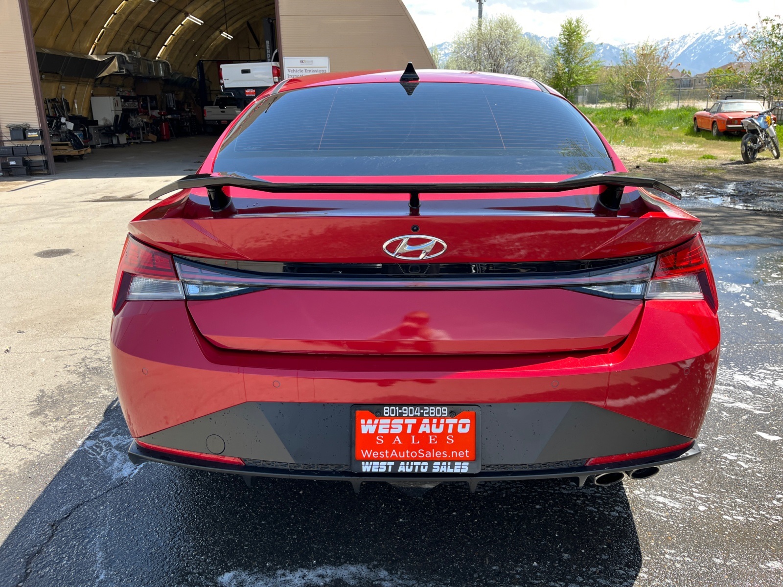Vehicle image 7 of 40