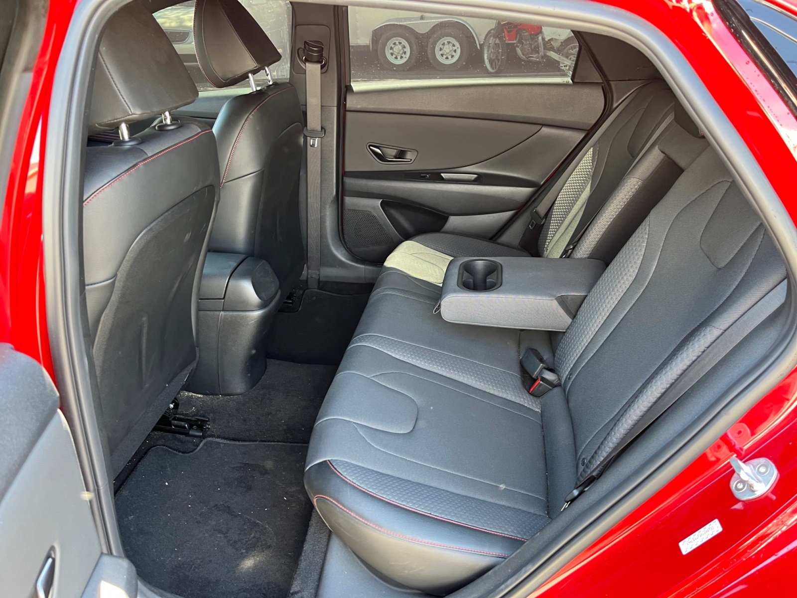 Vehicle image 31 of 40
