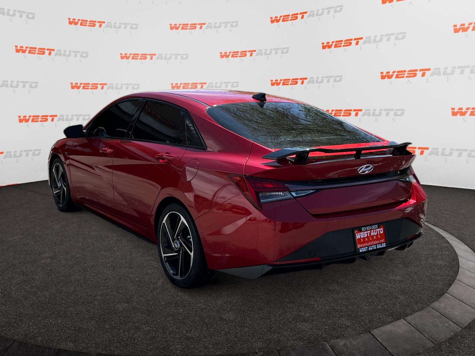 Vehicle image 8 of 40