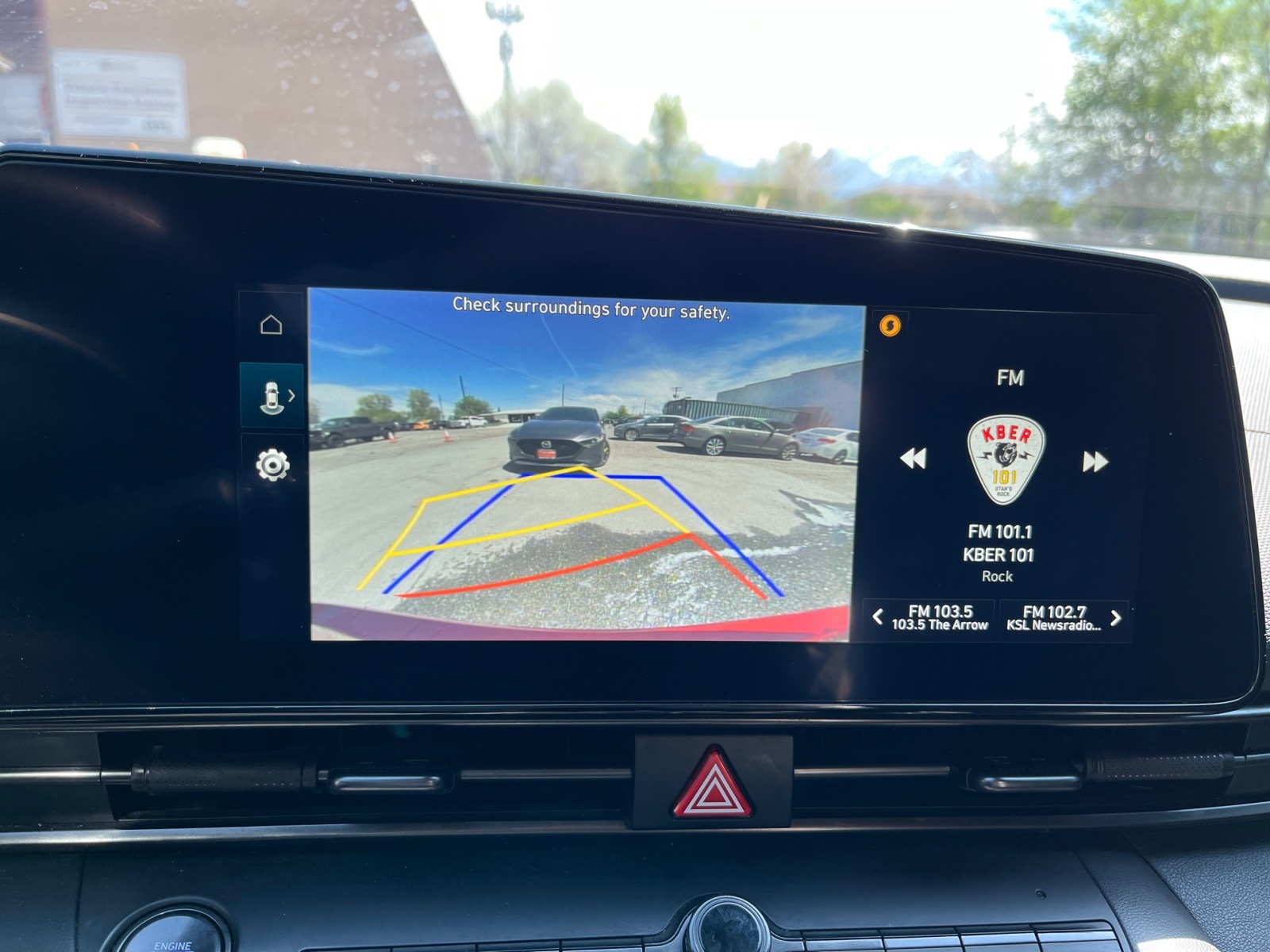 Vehicle image 29 of 40