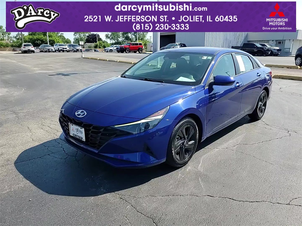 Vehicle image 4 of 35