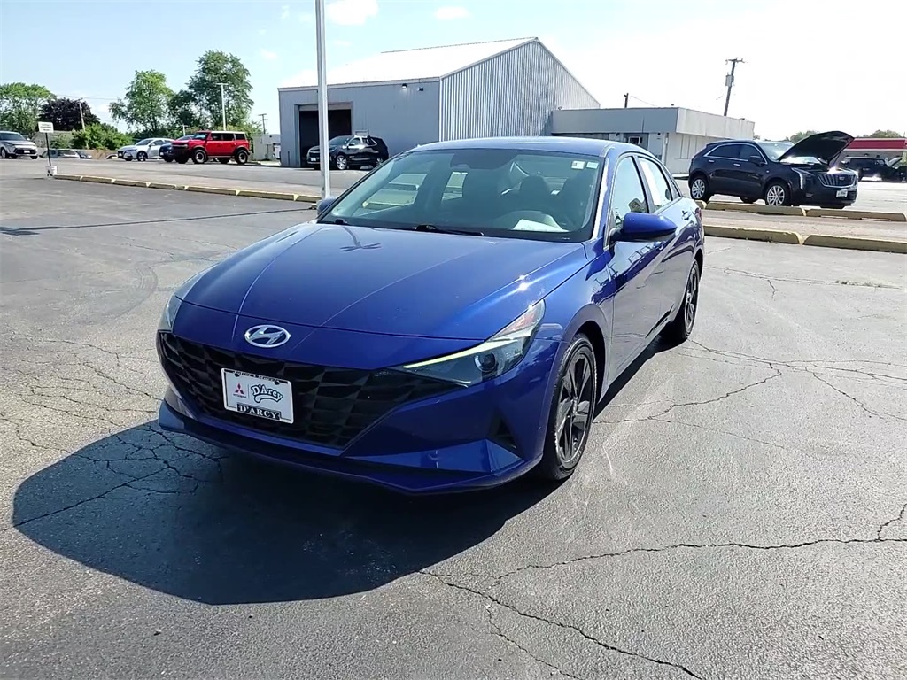 Vehicle image 3 of 35