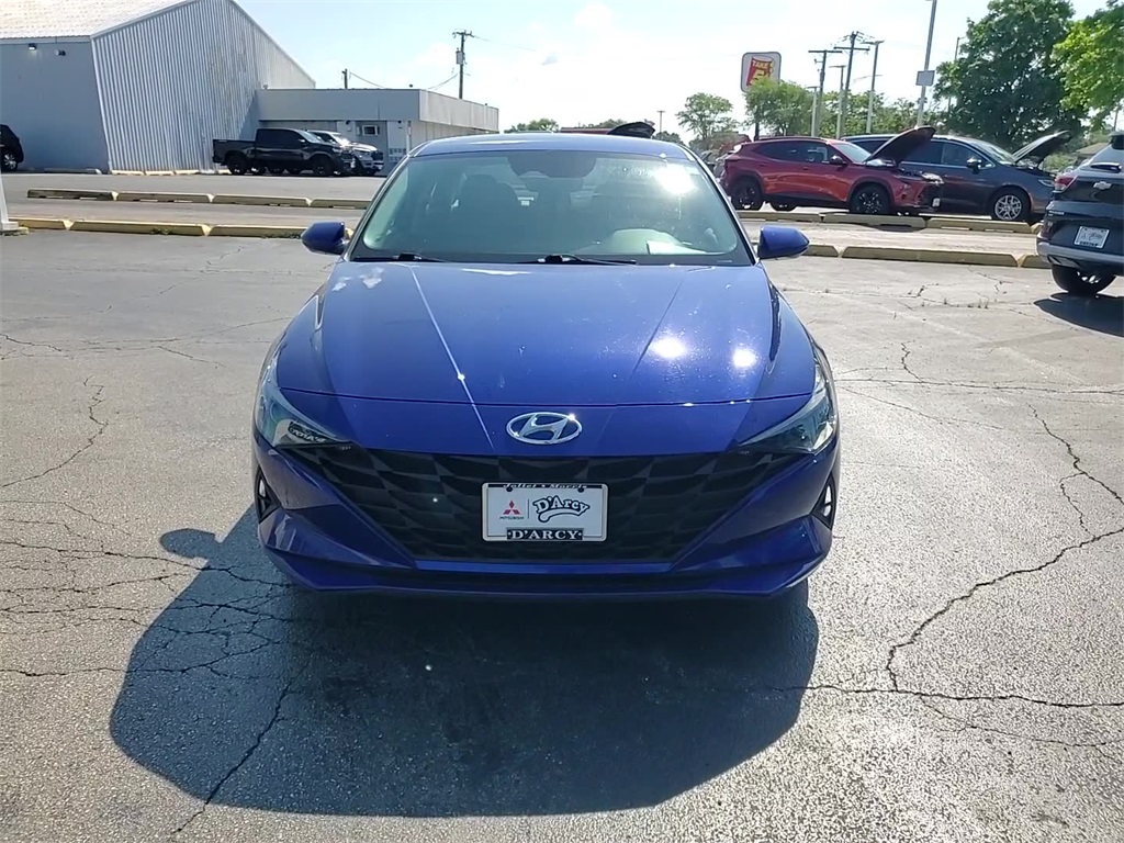 Vehicle image 6 of 35