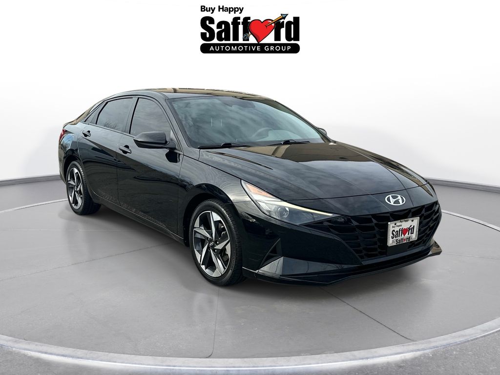2023 Hyundai Elantra SEL Image 3 of 31